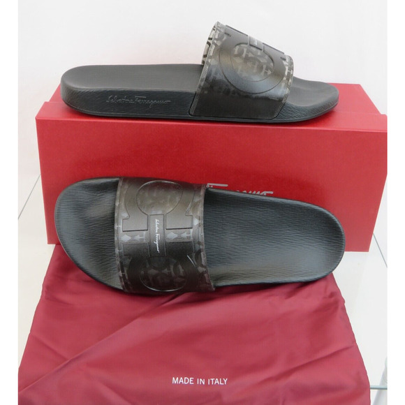 NIB FERRAGAMO GROOVE 5 TRANSPARENT BLACK RUBBER GANCINI LOGO SANDALS SLIDES 8 M main image 13
